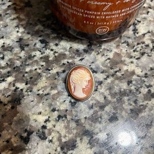 Cameo stamped 800 vintage brooch or pendant